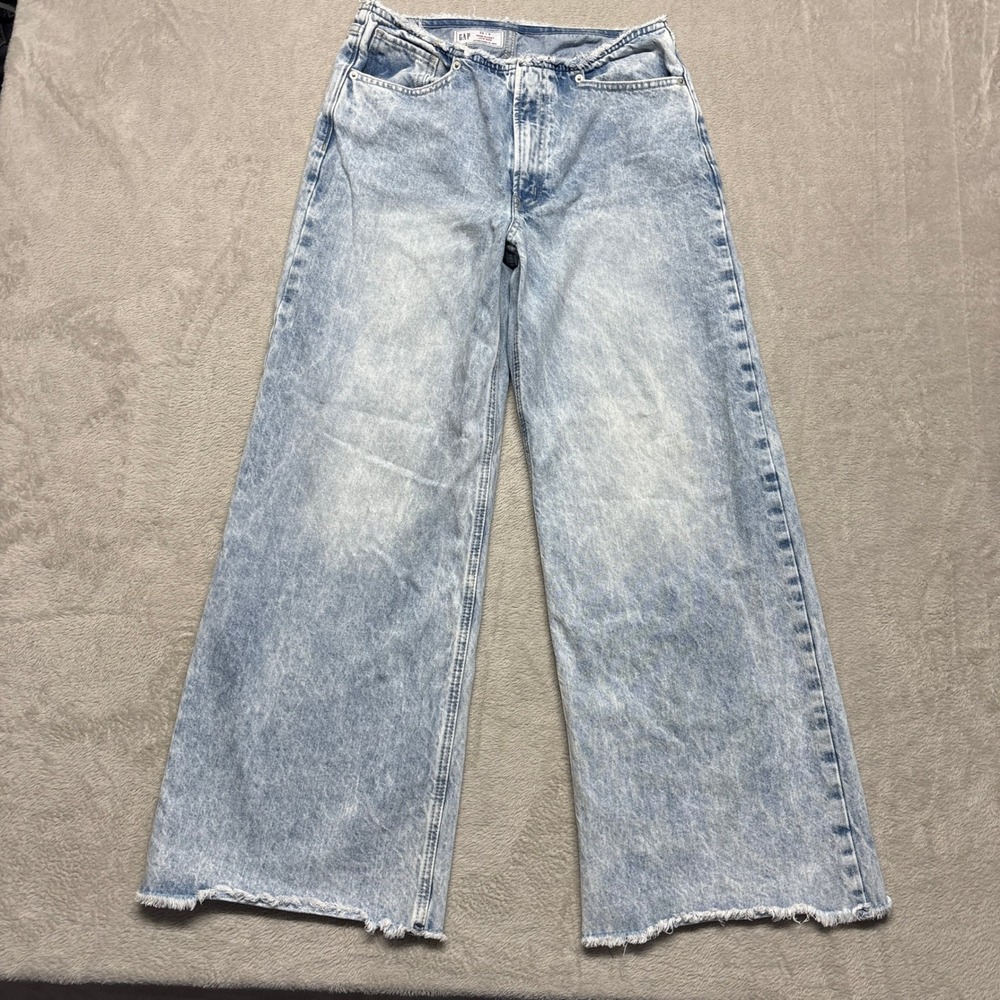 Gap Jeans Womens 6 28 Wide Baggy Low Rise Light Blue Acid Wash Raw Hem EUC